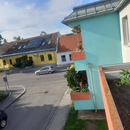 One In Quit Area Kledering Rum i privatbostad Schwechat